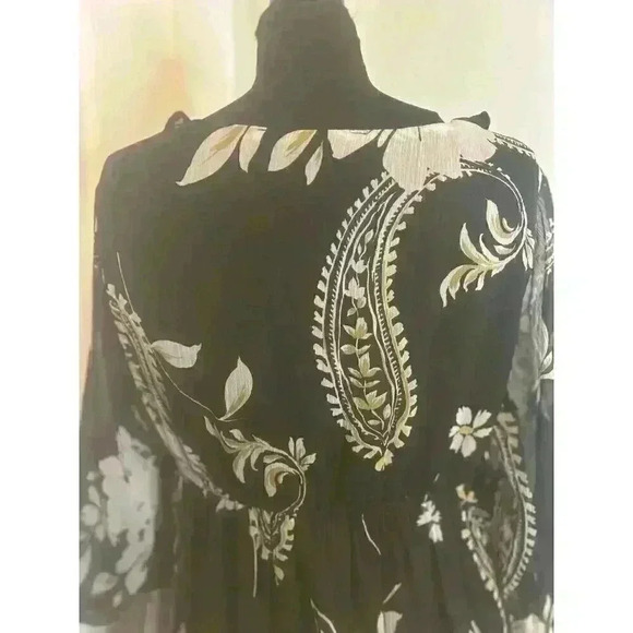 Capsule Women’s 10 Black Floral Empire Waist Knee Length‎ Sheath Dress - Picture 5 of 11